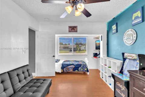 Купить виллу или дом в Пемброк-Пайнс, Флорида 4 спальни, 153.47м2, № 2006703 - фото 18