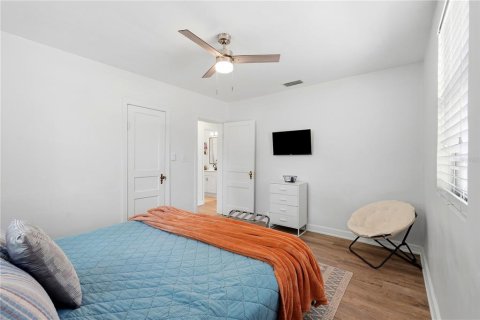 House in Gainesville, Florida 2 bedrooms, 70.05 sq.m. № 2394271 - photo 16