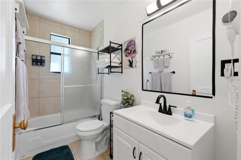 House in Gainesville, Florida 2 bedrooms, 70.05 sq.m. № 2394271 - photo 17