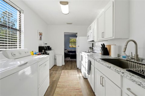 House in Gainesville, Florida 2 bedrooms, 70.05 sq.m. № 2394271 - photo 13