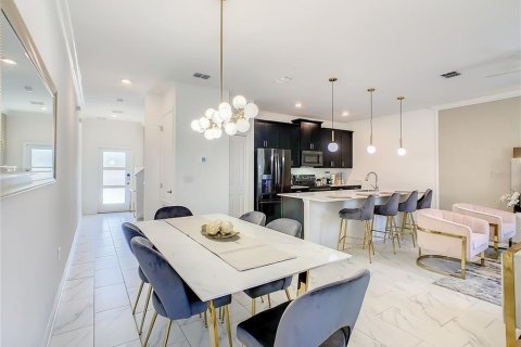 Adosado en venta en Kissimmee, Florida, 4 dormitorios, 177.81 m2 № 1689891 - foto 30