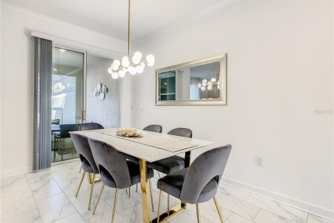 Adosado en venta en Kissimmee, Florida, 4 dormitorios, 177.81 m2 № 1689891 - foto 29
