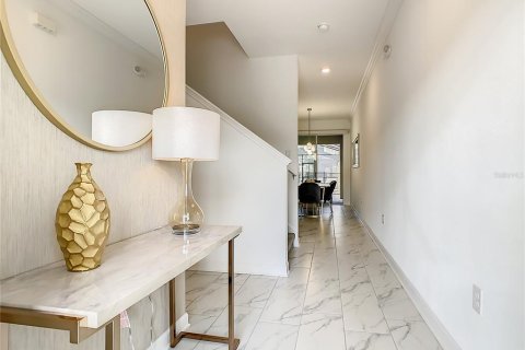 Adosado en venta en Kissimmee, Florida, 4 dormitorios, 177.81 m2 № 1689891 - foto 9