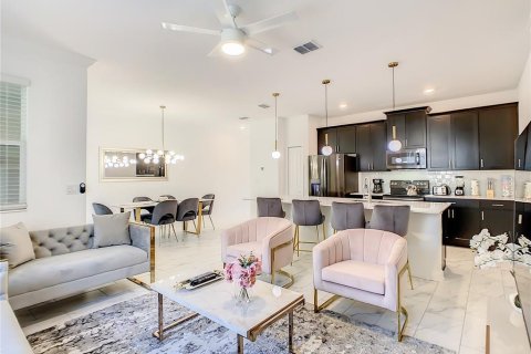 Adosado en venta en Kissimmee, Florida, 4 dormitorios, 177.81 m2 № 1689891 - foto 26
