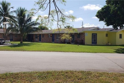 Condominio en alquiler en Oakland Park, Florida, 1 dormitorio, 377.09 m2 № 1825961 - foto 1