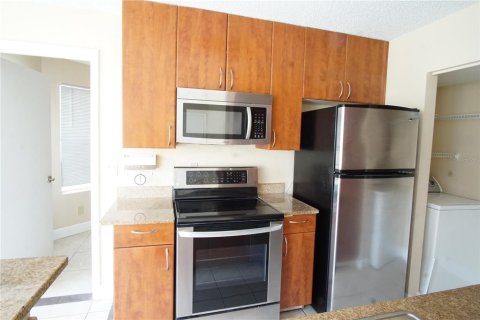 Copropriété à louer à Orlando, Floride: 2 chambres, 90.21 m2 № 1766987 - photo 10