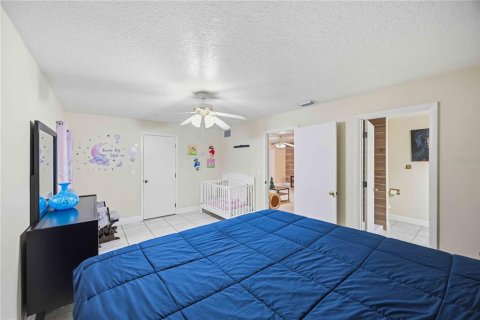 House in Punta Gorda, Florida 2 bedrooms, 114.08 sq.m. № 2219586 - photo 24