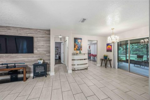 House in Punta Gorda, Florida 2 bedrooms, 114.08 sq.m. № 2219586 - photo 8