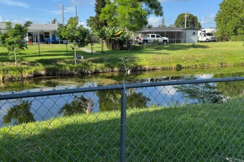Casa en venta en Margate, Florida, 3 dormitorios, 93.65 m2 № 2261876 - foto 17