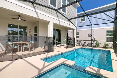 Villa ou maison à Kissimmee, Floride 6 chambres, 305.74 m2 № 2154968
