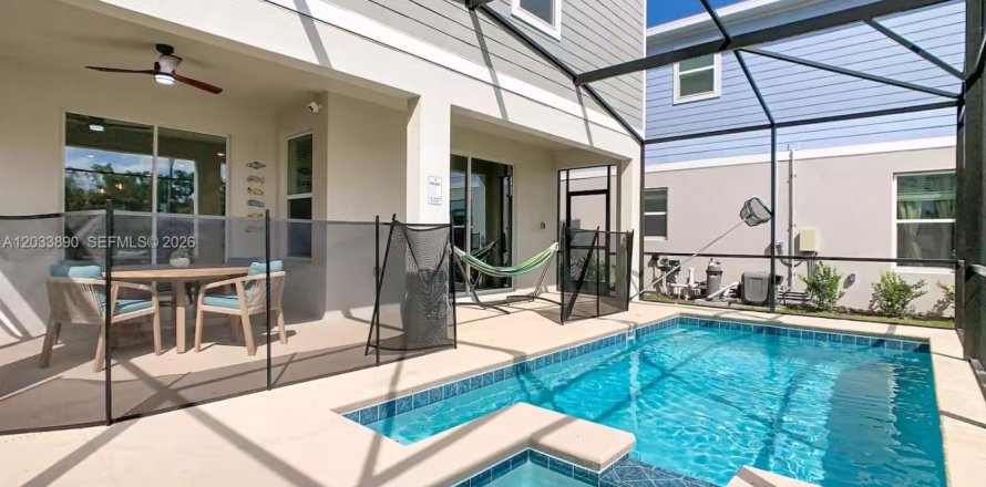 Villa ou maison à Kissimmee, Floride 6 chambres, 305.74 m2 № 2154968