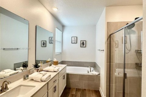 Villa ou maison à louer à Kissimmee, Floride: 6 chambres, 305.74 m2 № 2154968 - photo 23