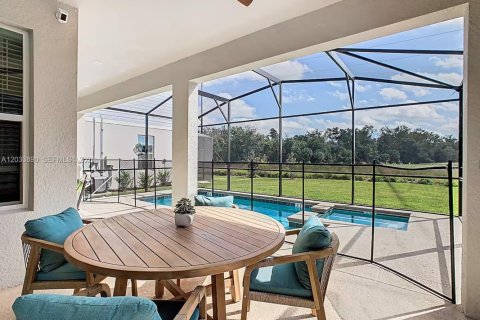 Villa ou maison à louer à Kissimmee, Floride: 6 chambres, 305.74 m2 № 2154968 - photo 3