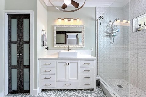 Condo in Indian Shores, Florida, 2 bedrooms  № 1885503 - photo 22