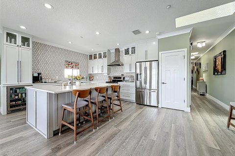 Condo in Indian Shores, Florida, 2 bedrooms  № 1885503 - photo 12