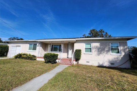 Casa en alquiler en Tampa, Florida, 3 dormitorios, 118.54 m2 № 1555936 - foto 2