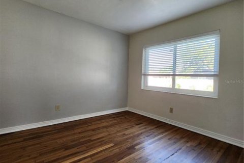 Casa en alquiler en Tampa, Florida, 3 dormitorios, 118.54 m2 № 1555936 - foto 7
