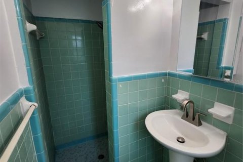 Casa en alquiler en Tampa, Florida, 3 dormitorios, 118.54 m2 № 1555936 - foto 11