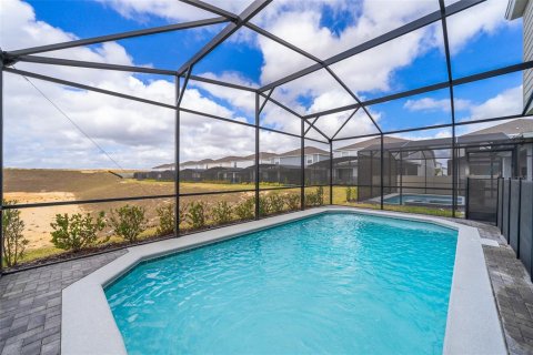 House in Davenport, Florida 6 bedrooms, 288.74 sq.m. № 1561350 - photo 6