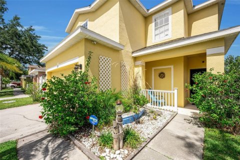 Villa ou maison à vendre à Davenport, Floride: 4 chambres, 164.25 m2 № 1598598 - photo 4