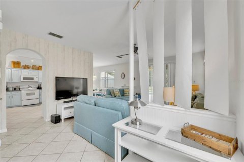 Villa ou maison à vendre à Davenport, Floride: 4 chambres, 164.25 m2 № 1598598 - photo 5