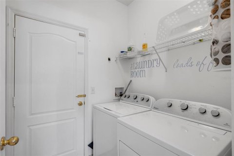 Villa ou maison à vendre à Davenport, Floride: 4 chambres, 164.25 m2 № 1598598 - photo 16