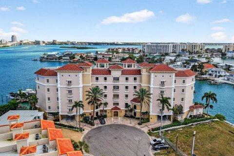 Condo à Clearwater, Floride, 3 chambres  № 2289823