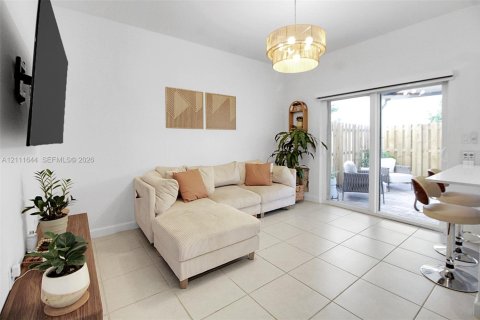 Купить таунхаус в Хомстед, Флорида 3 спальни, 133.97м2, № 2428445 - фото 11
