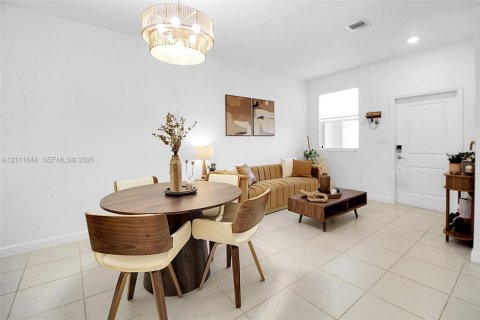Купить таунхаус в Хомстед, Флорида 3 спальни, 133.97м2, № 2428445 - фото 6