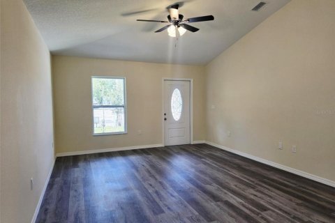 House in Clearwater, Florida 3 bedrooms, 116.96 sq.m. № 1805248 - photo 2