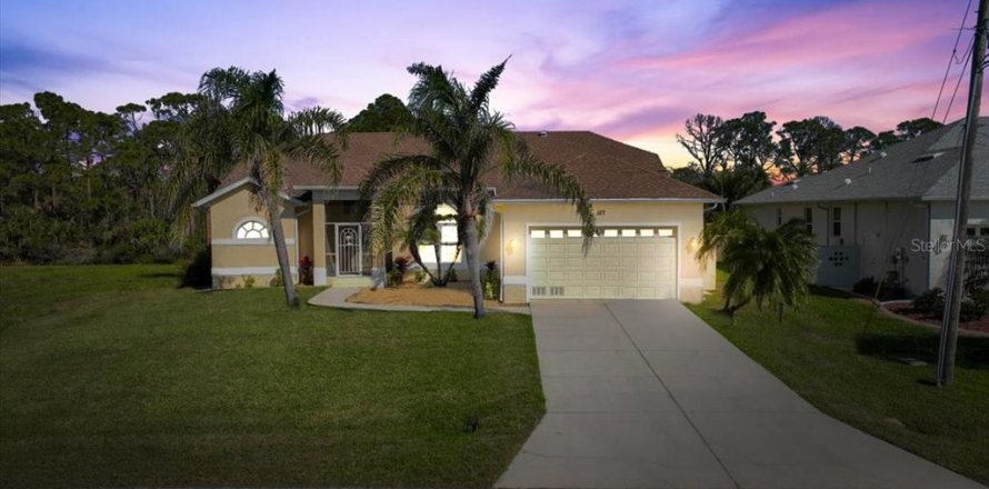 Casa en Rotonda, Florida 3 dormitorios, 205.87 m2 № 1507760