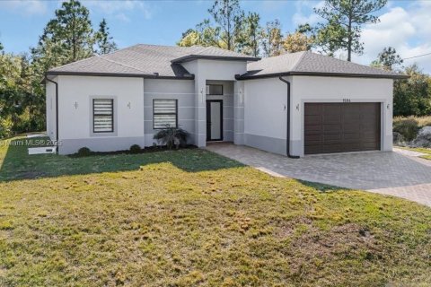 House in Lehigh Acres, Florida 3 bedrooms, 180.42 sq.m. № 1958974 - photo 2