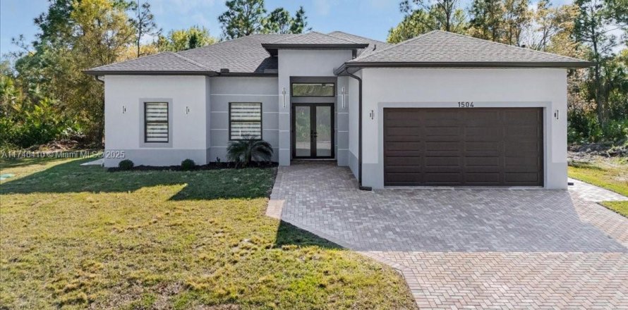 House in Lehigh Acres, Florida 3 bedrooms, 180.42 sq.m. № 1958974