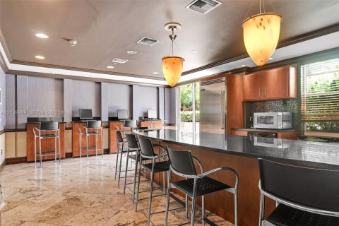 Copropriété à louer à Fort Lauderdale, Floride: 1 chambre, 75.81 m2 № 2087909 - photo 25