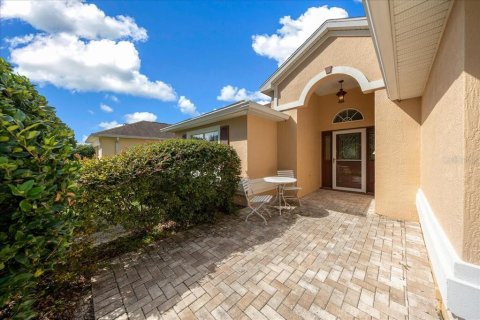 Casa en venta en Ocala, Florida, 3 dormitorios, 162.76 m2 № 2387443 - foto 2