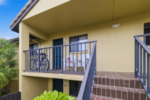 Condo in Sarasota, Florida, 2 bedrooms № 2213017 - photo 13