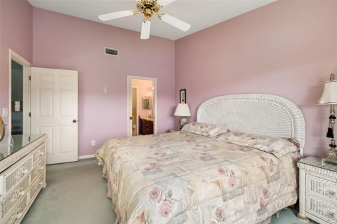 Condo in Sarasota, Florida, 2 bedrooms № 2213017 - photo 30