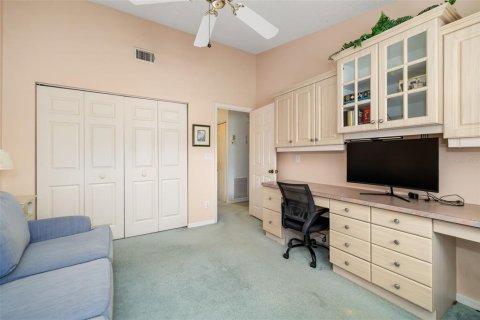 Condo in Sarasota, Florida, 2 bedrooms № 2213017 - photo 28