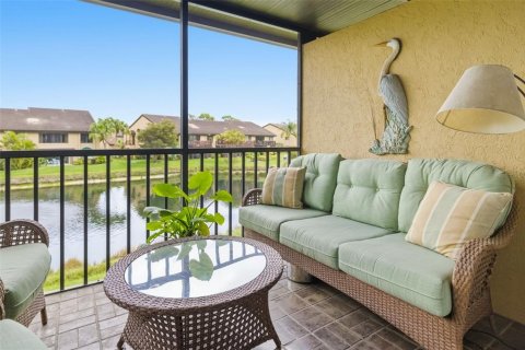 Condo in Sarasota, Florida, 2 bedrooms № 2213017 - photo 7