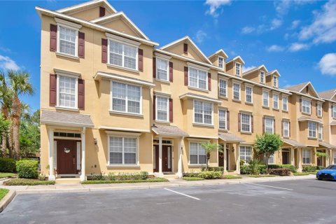 Townhouse in Lake Mary, Florida 4 bedrooms, 199.37 sq.m. № 1673674 - photo 4