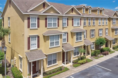 Townhouse in Lake Mary, Florida 4 bedrooms, 199.37 sq.m. № 1673674 - photo 26