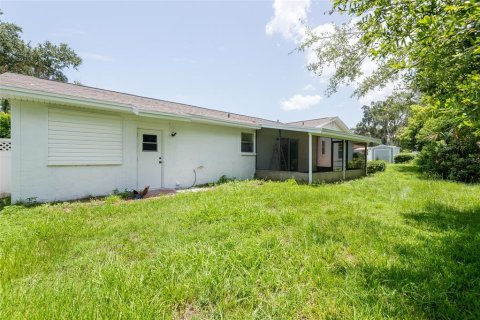 House in Seffner, Florida 4 bedrooms, 163.32 sq.m. № 2207205 - photo 28