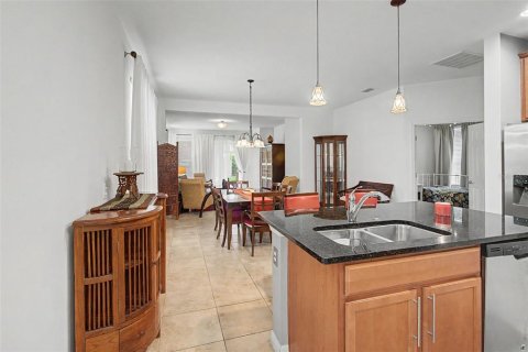 Купить виллу или дом в Киссимми, Флорида 6 комнат, 159.7м2, № 2147853 - фото 7