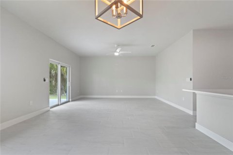 Casa en venta en North Port, Florida, 3 dormitorios, 151.43 m2 № 1689659 - foto 15