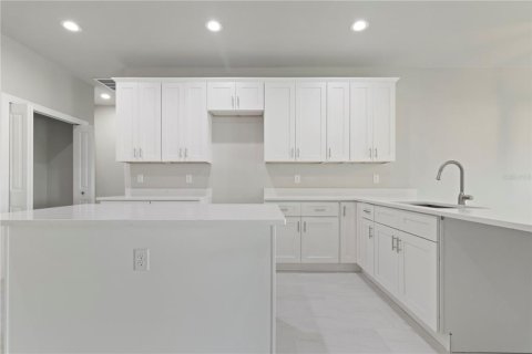 Casa en venta en North Port, Florida, 3 dormitorios, 151.43 m2 № 1689659 - foto 11