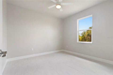 Casa en venta en North Port, Florida, 3 dormitorios, 151.43 m2 № 1689659 - foto 22