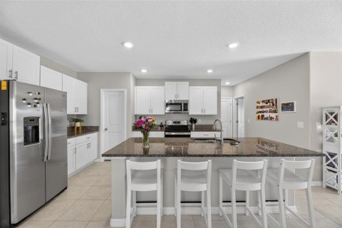 Casa en venta en Wimauma, Florida, 6 dormitorios, 242.85 m2 № 2157707 - foto 9