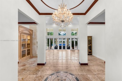 House in Pinecrest, Florida 6 bedrooms, 556.67 sq.m. № 1964904 - photo 4