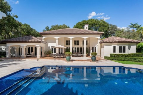House in Pinecrest, Florida 6 bedrooms, 556.67 sq.m. № 1964904 - photo 24