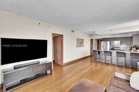 Condominio en venta en Miami Beach, Florida, 2 dormitorios, 88.26 m2 № 2052018 - foto 9